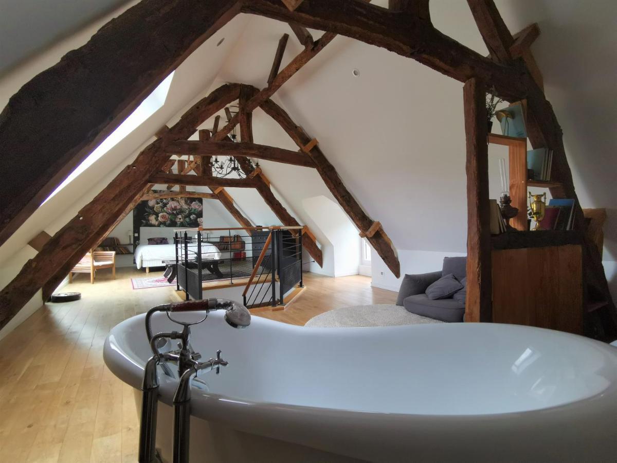 Domaine Lvd Avec Spa, Bois Et Riviere Privee La Bloutiere Exterior foto